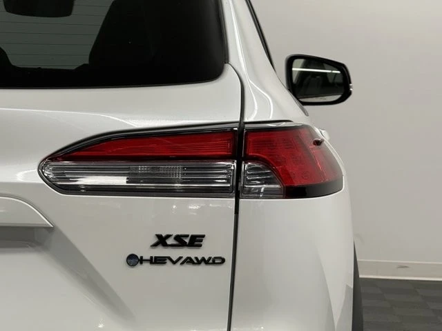 2025 Toyota Corolla Cross - Image 7 of 12