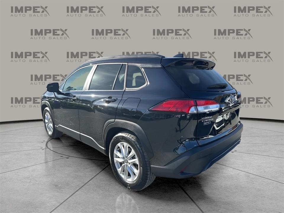 2025 Toyota Corolla Cross - Image 3 of 12