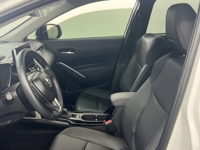 2025 Toyota Corolla Cross - Image 7 of 8