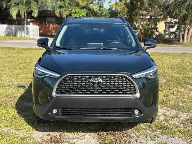 2025 Toyota Corolla Cross - Image 2 of 21