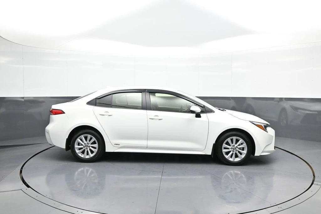 2025 Toyota Corolla 12th Gen - Image 5 of 12