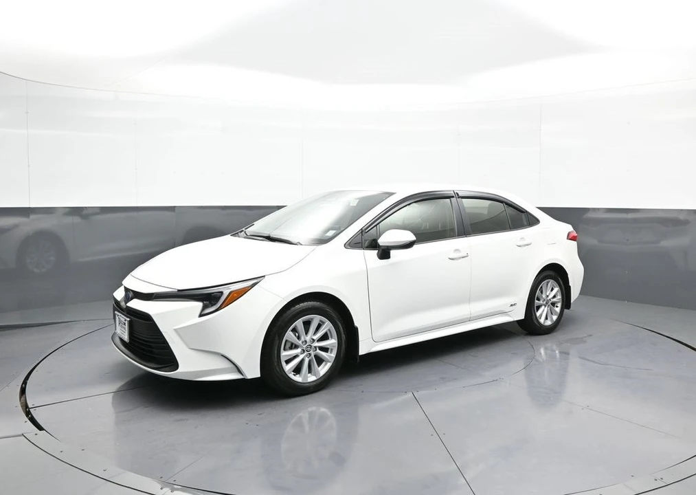 2025 Toyota Corolla 12th Gen - Image 10 of 12