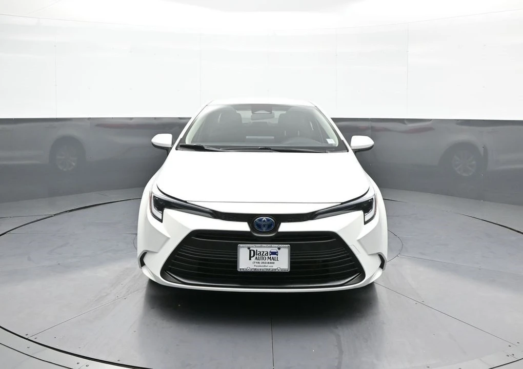 2025 Toyota Corolla 12th Gen - Image 2 of 12