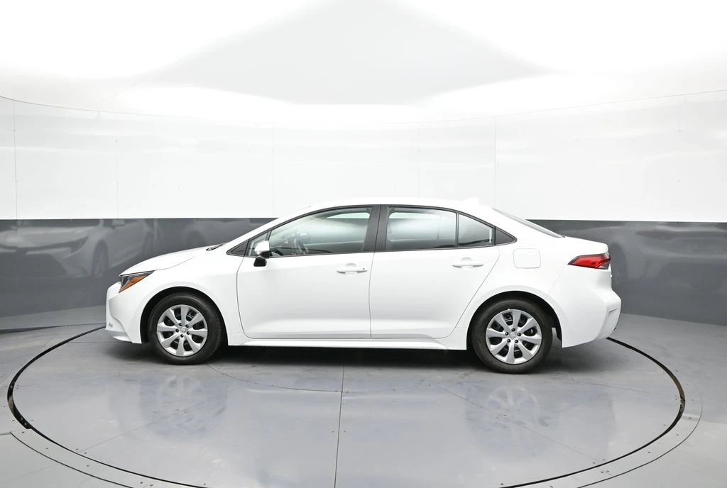 2025 Toyota Corolla 12th Gen - Image 9 of 12
