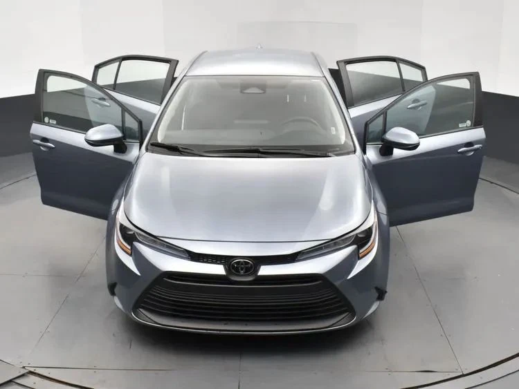 2025 Toyota Corolla 12th Gen - Image 10 of 12