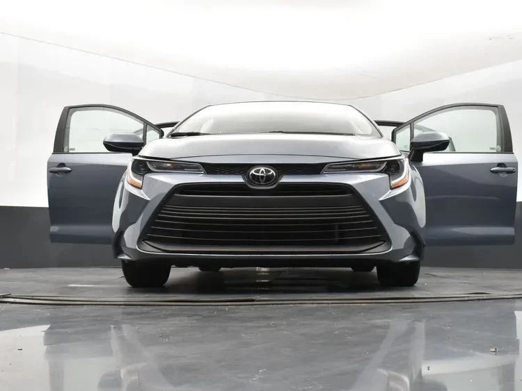 2025 Toyota Corolla 12th Gen - Image 11 of 12