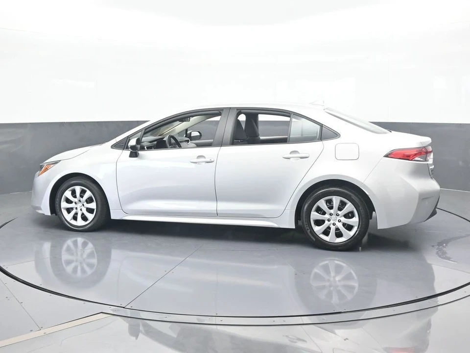 2025 Toyota Corolla 12th Gen - Image 3 of 12