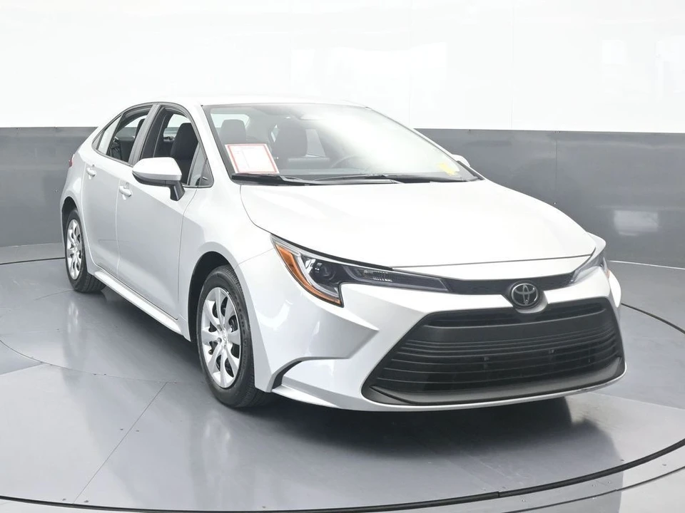 2025 Toyota Corolla 12th Gen - Image 9 of 12