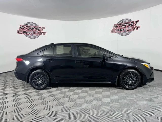 2025 Toyota Corolla 12th Gen - Image 8 of 12