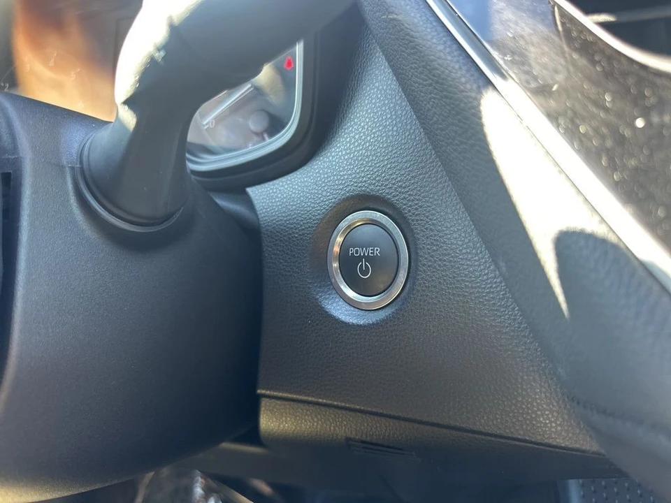 2025 Toyota Corolla 12th Gen - Image 19 of 21