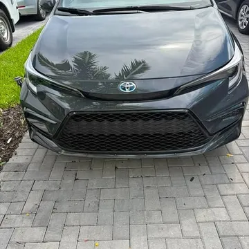 2025 Toyota Corolla SE Sedan 4D