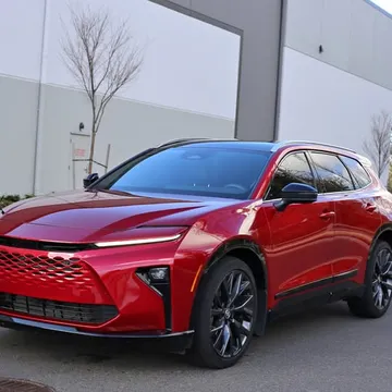 2025 Toyota Crown Signia Limited Hybrid