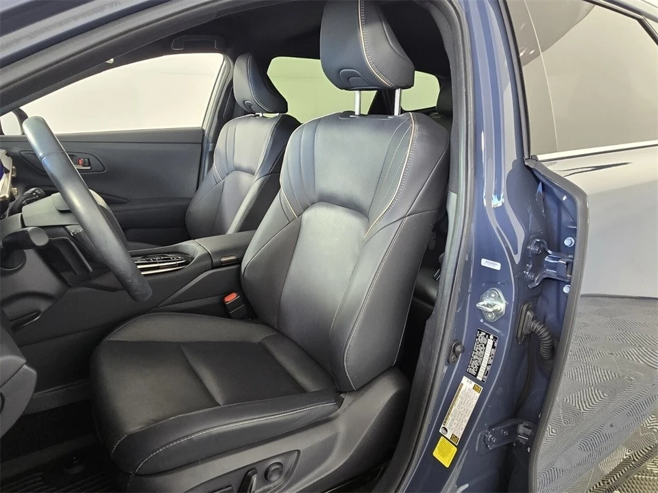 2025 Toyota Crown 16th Gen - Image 6 of 12
