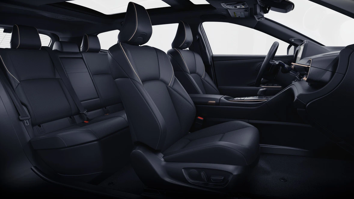 2025 Toyota Crown 16th Gen - Image 6 of 8