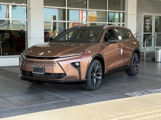 2025 Toyota Crown 16th Gen - Image 2 of 12