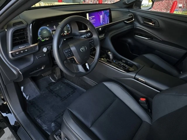 2025 Toyota Crown 16th Gen - Image 8 of 12