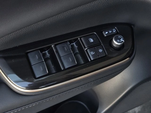 2025 Toyota Crown 16th Gen - Image 10 of 12