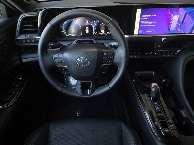 2025 Toyota Crown 16th Gen - Image 12 of 12