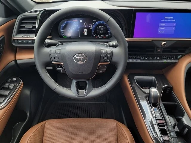 2025 Toyota Crown 16th Gen - Image 9 of 12