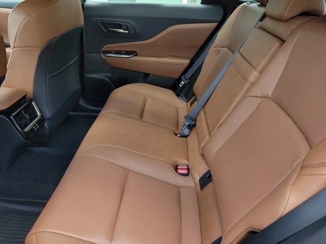 2025 Toyota Crown 16th Gen - Image 8 of 12