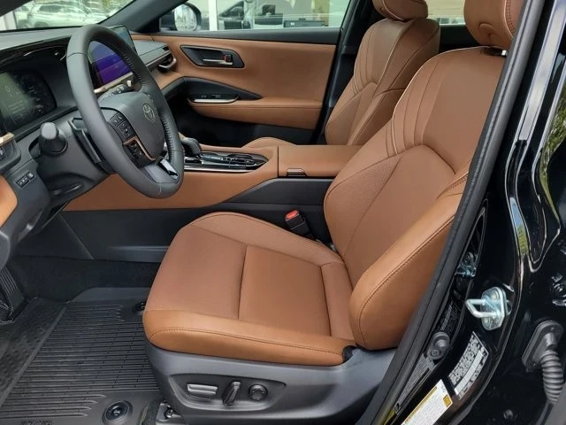 2025 Toyota Crown 16th Gen - Image 11 of 12