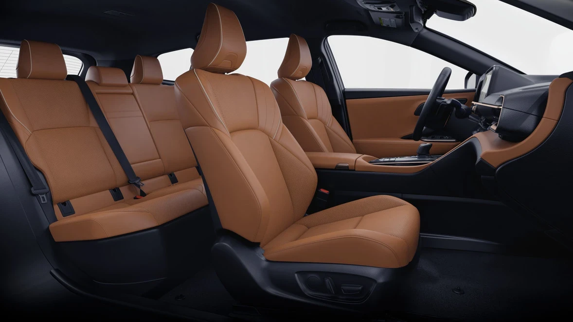 2025 Toyota Crown 16th Gen - Image 6 of 8