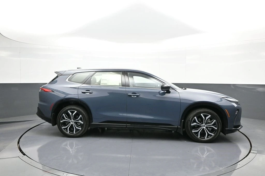 2025 Toyota Crown 16th Gen - Image 5 of 21