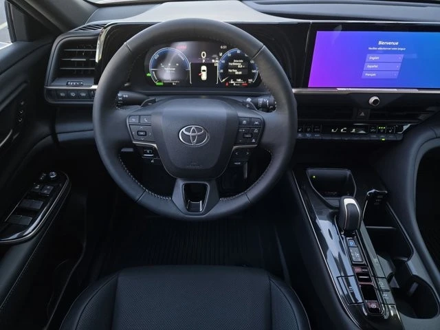 2025 Toyota Crown 16th Gen - Image 9 of 12