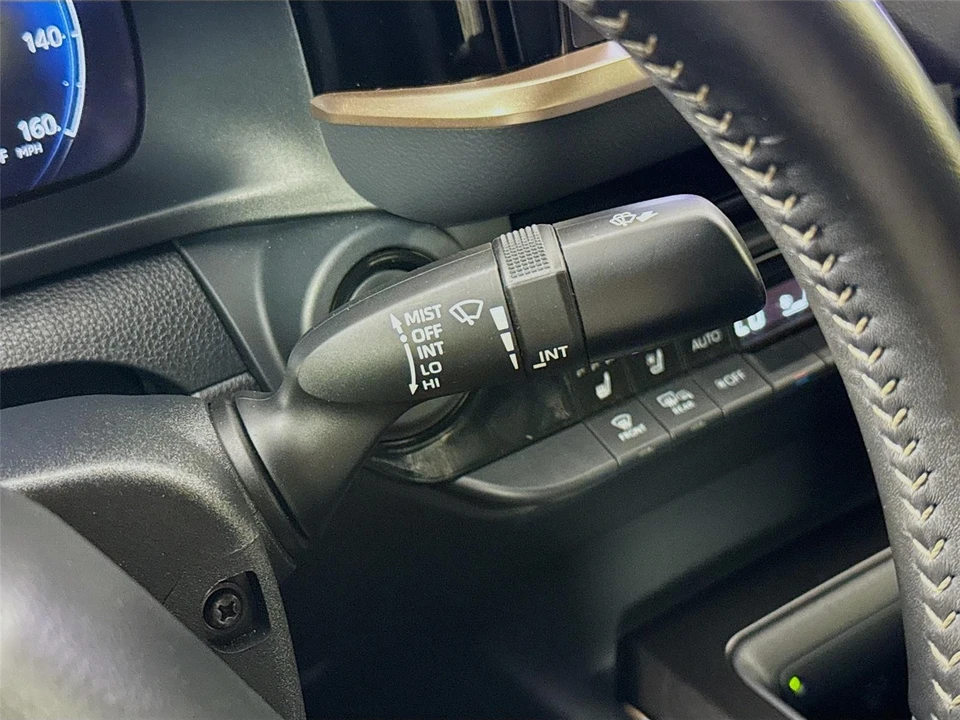 2025 Toyota Crown 16th Gen - Image 7 of 31