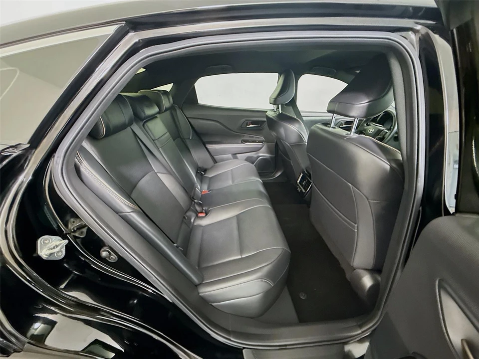2025 Toyota Crown 16th Gen - Image 22 of 31