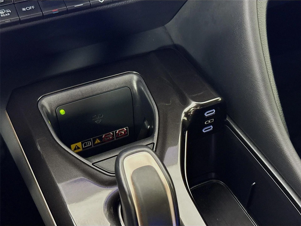 2025 Toyota Crown 16th Gen - Image 19 of 31