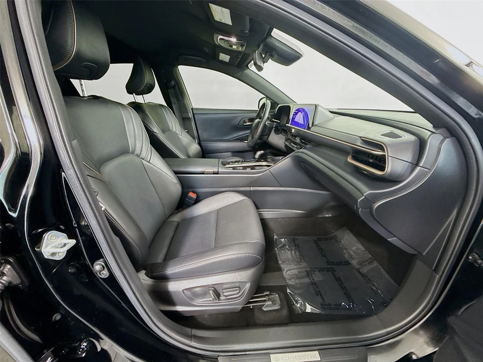 2025 Toyota Crown 16th Gen - Image 23 of 31