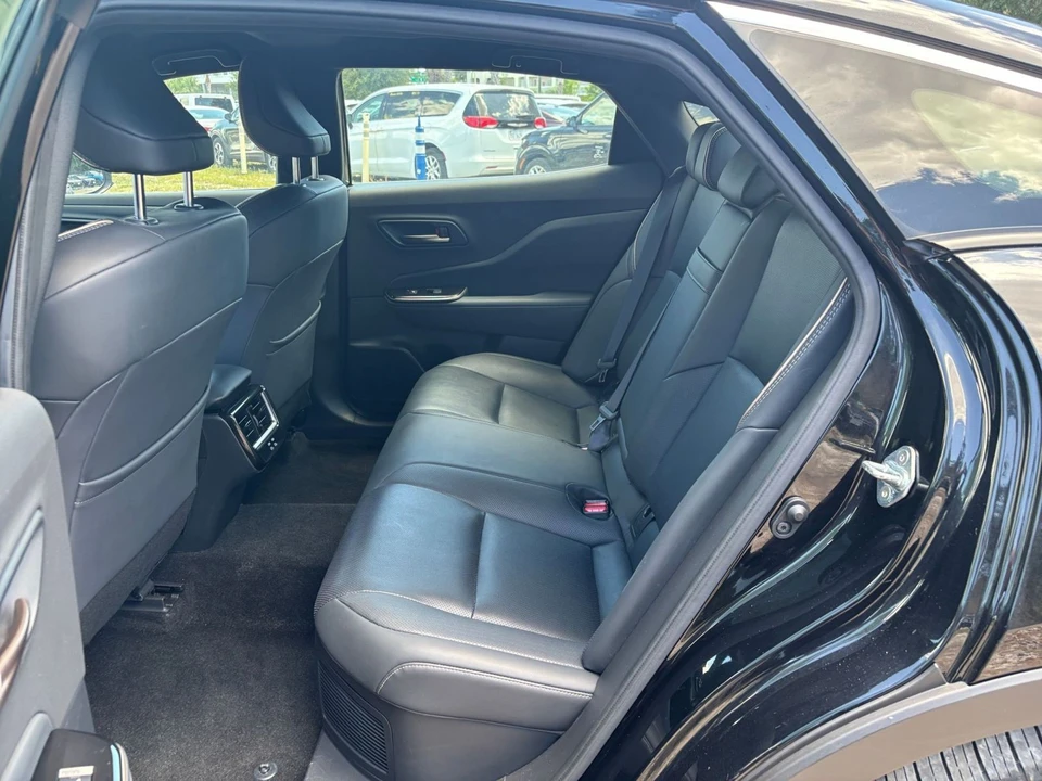 2025 Toyota Crown 16th Gen - Image 29 of 31