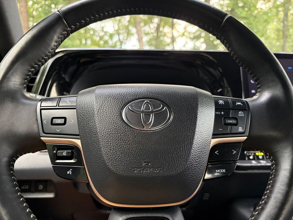 2025 Toyota Crown 16th Gen - Image 29 of 31