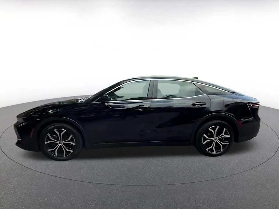 2025 Toyota Crown 16th Gen - Image 14 of 31