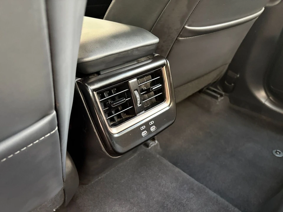 2025 Toyota Crown 16th Gen - Image 24 of 31