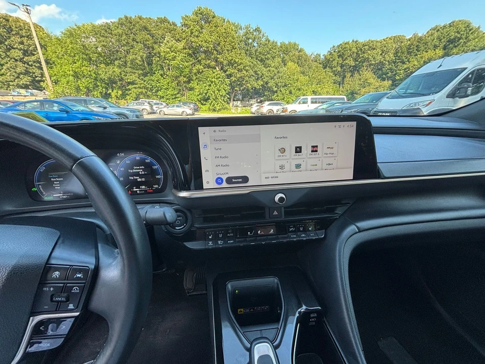 2025 Toyota Crown 16th Gen - Image 22 of 31