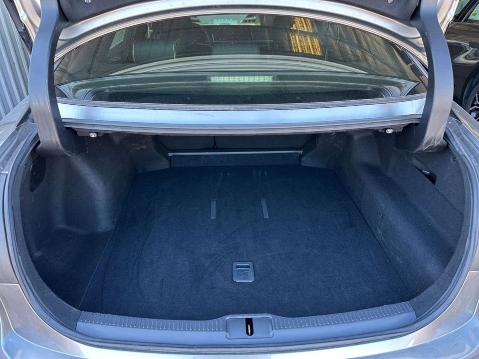 2025 Toyota Crown 16th Gen - Image 26 of 31