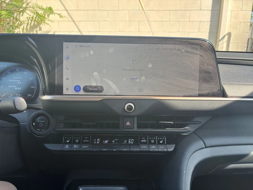 2025 Toyota Crown 16th Gen - Image 18 of 31