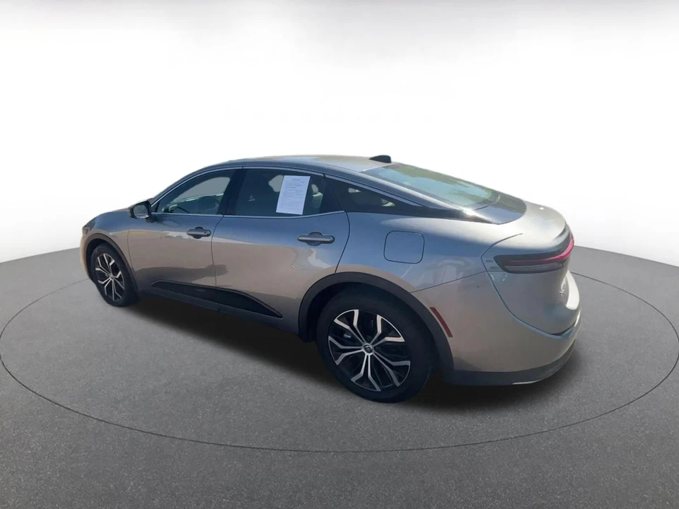 2025 Toyota Crown 16th Gen - Image 11 of 31
