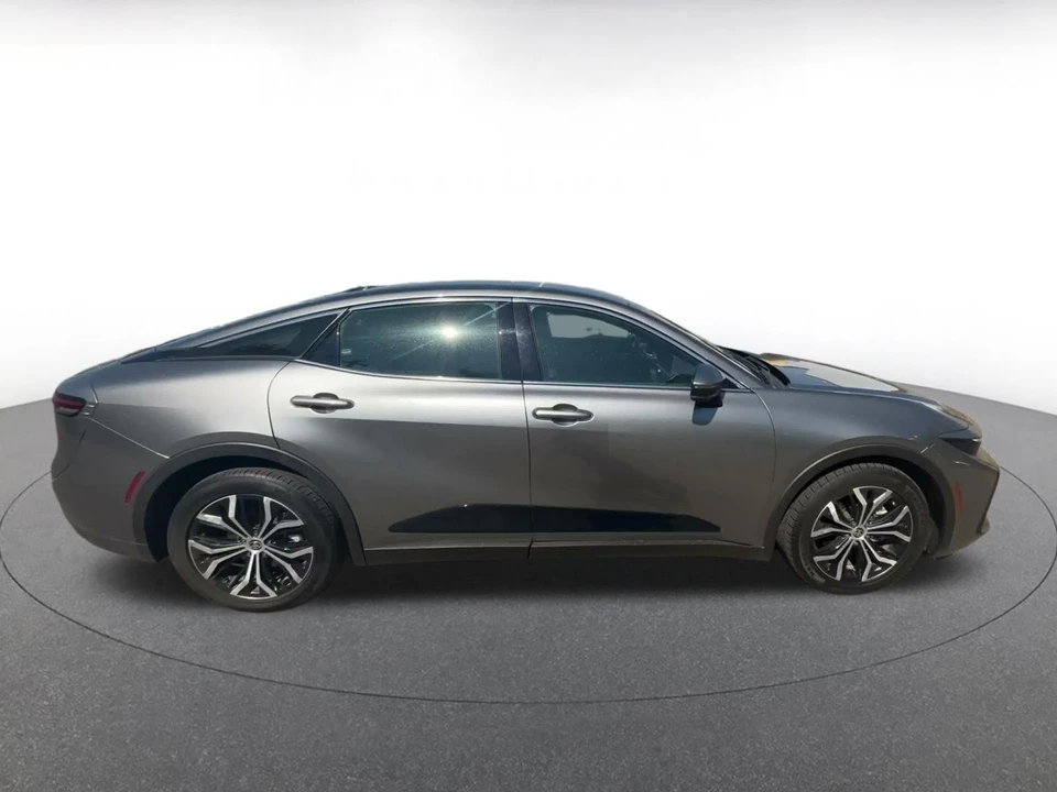 2025 Toyota Crown 16th Gen - Image 17 of 31