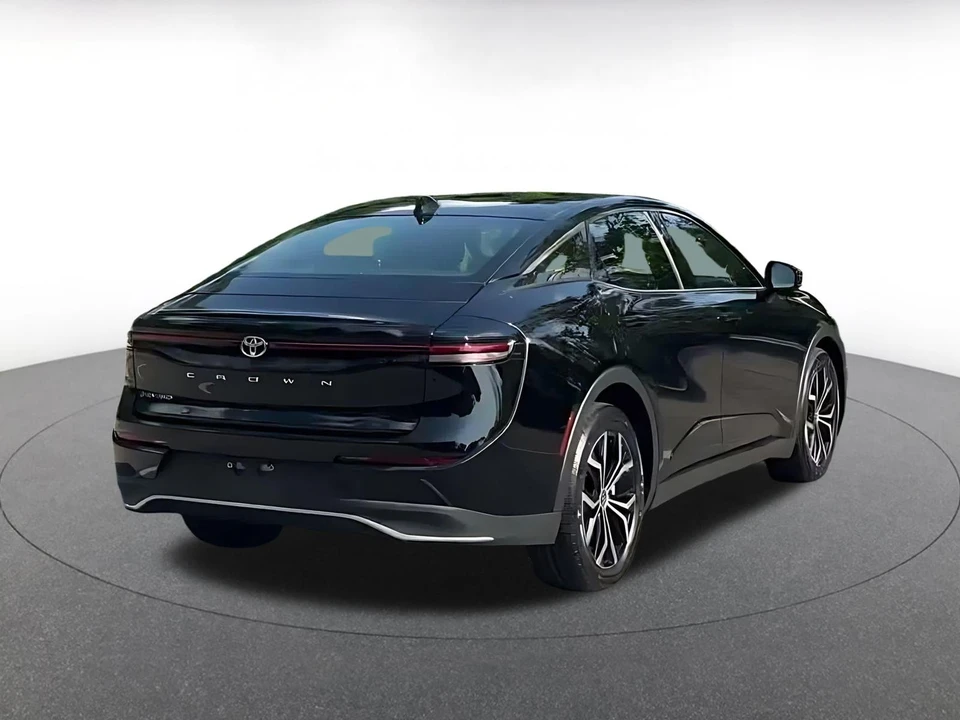 2025 Toyota Crown 16th Gen - Image 9 of 31