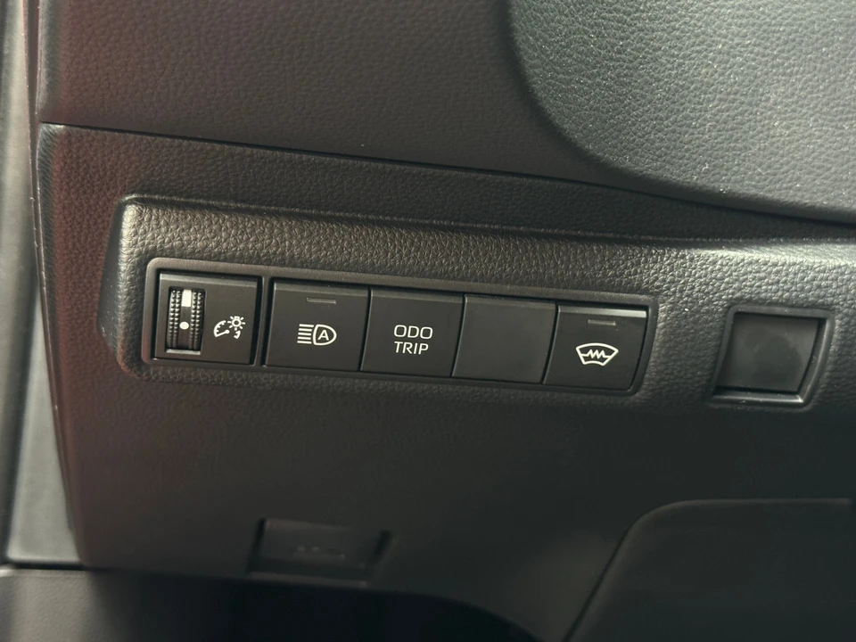 2025 Toyota GR Corolla 12th Gen - Image 8 of 31