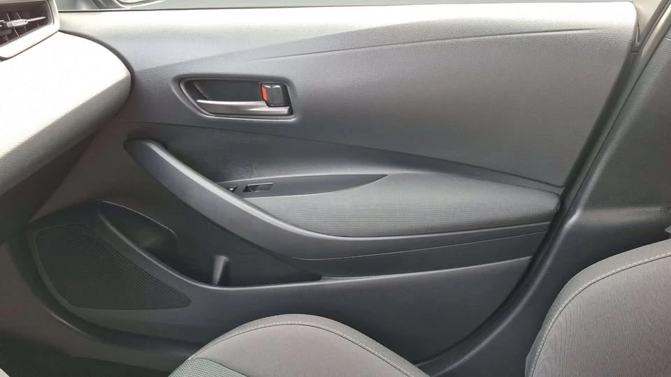 2025 Toyota GR Corolla 12th Gen - Image 13 of 19