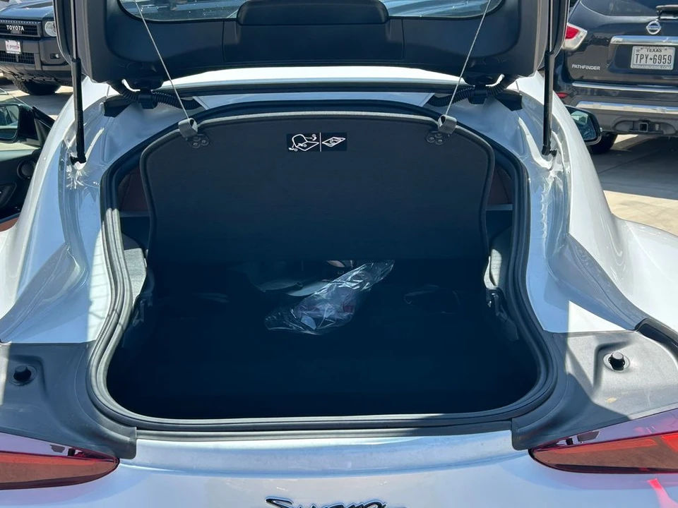 2025 Toyota GR Supra 5th Gen - Image 14 of 31