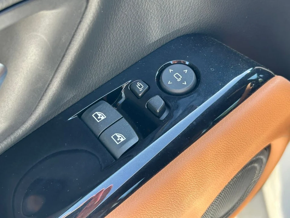 2025 Toyota GR Supra 5th Gen - Image 15 of 31
