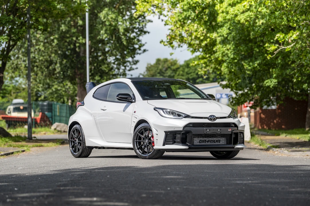 2025 Toyota Yaris - Image 13 of 31