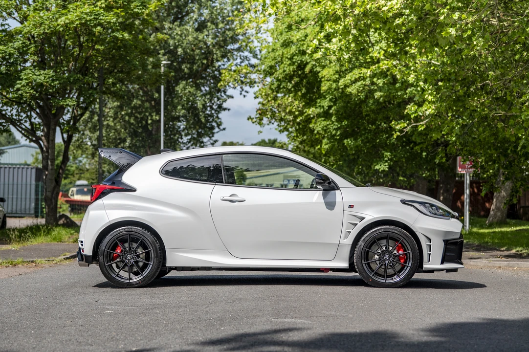 2025 Toyota Yaris - Image 21 of 31