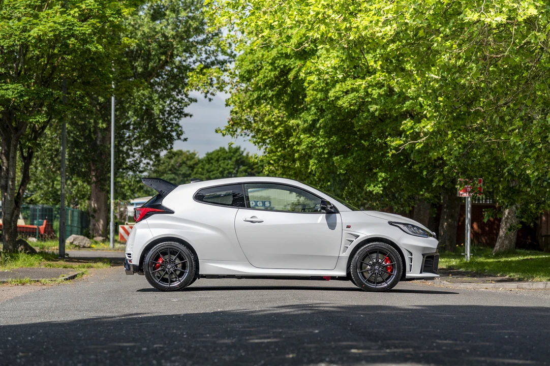 2025 Toyota Yaris - Image 23 of 31