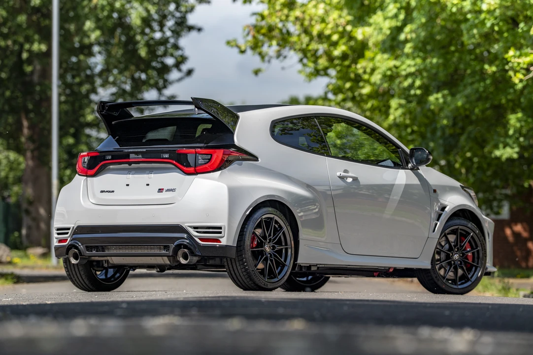 2025 Toyota Yaris - Image 25 of 31